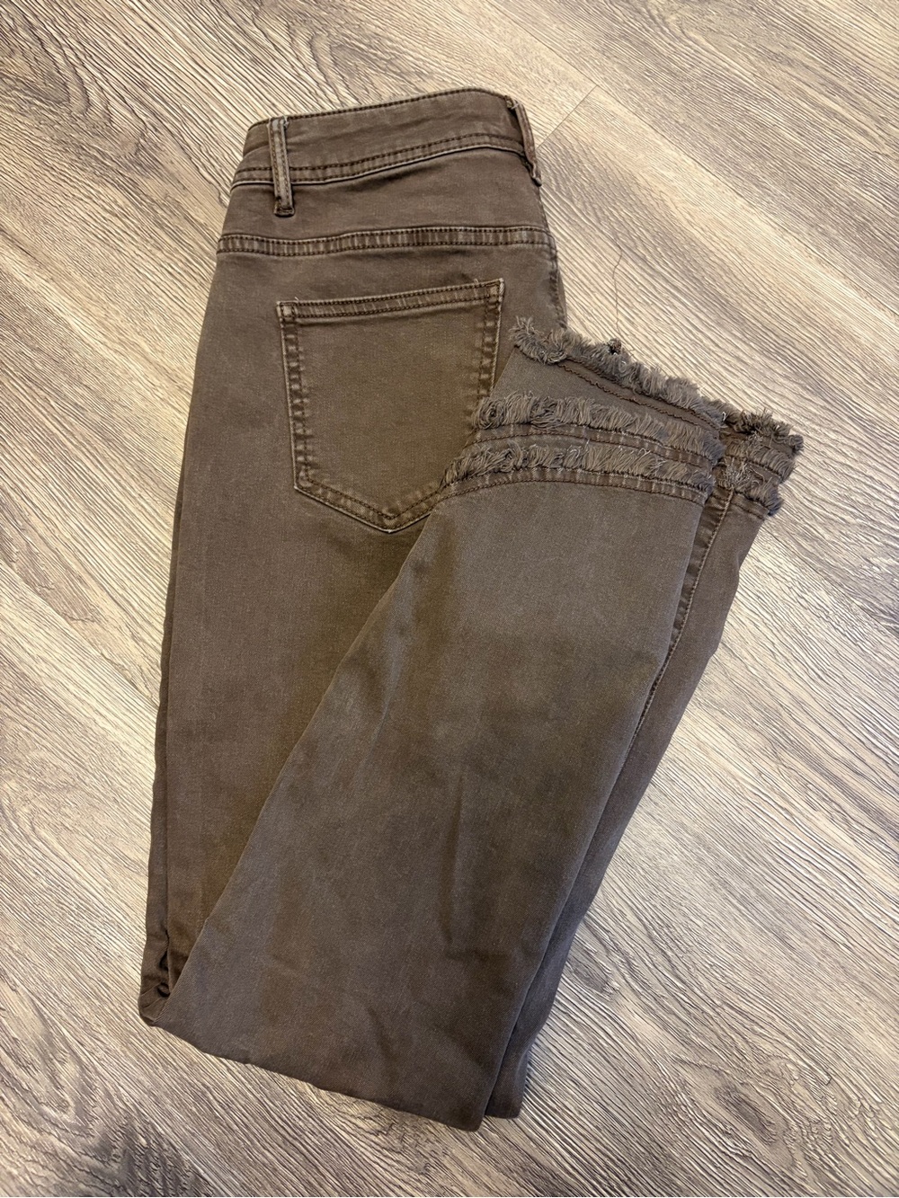 Charlies Ankle Crop Skinny Jeans in Brown with Frayed Hem